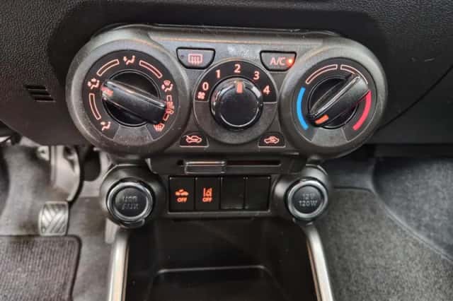 Suzuki Ignis (2021) thumbnail 16