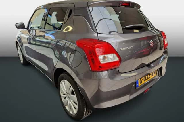 Suzuki Swift (2019) thumbnail 5