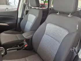 Suzuki S-Cross (2024) thumbnail 11
