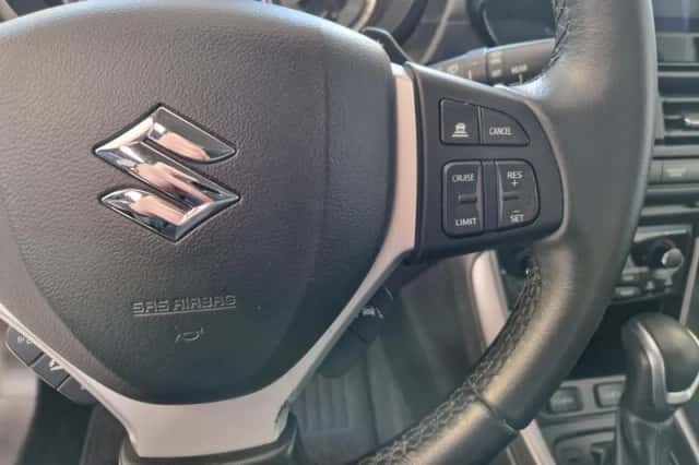 Suzuki S-Cross (2024) thumbnail 18