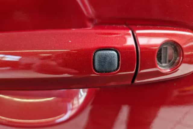 Suzuki S-Cross (2024) thumbnail 8
