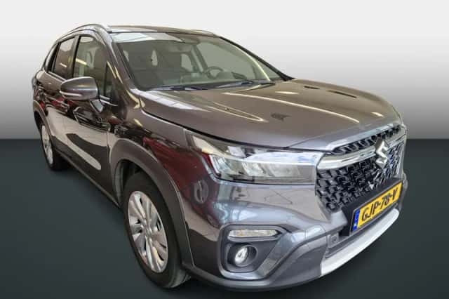 Suzuki S-Cross (2024) thumbnail 3