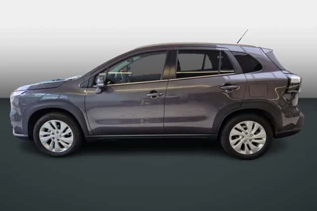 Suzuki S-Cross (2024) thumbnail 7