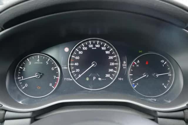 Mazda 3 (2024) thumbnail 15