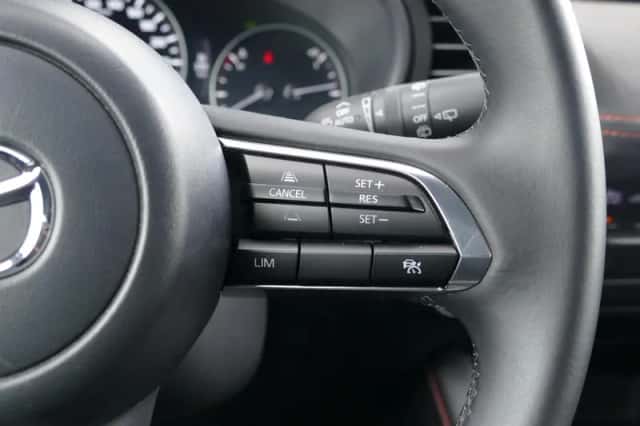 Mazda 3 (2024) thumbnail 16