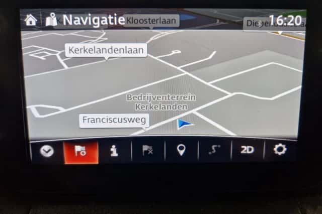 Mazda 2 (2021) thumbnail 18