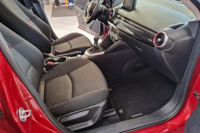 Mazda 2 (2021) thumbnail 9