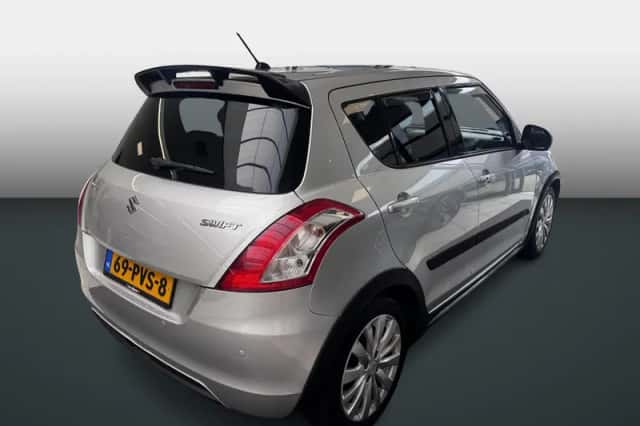 Suzuki Swift (2011) thumbnail 3