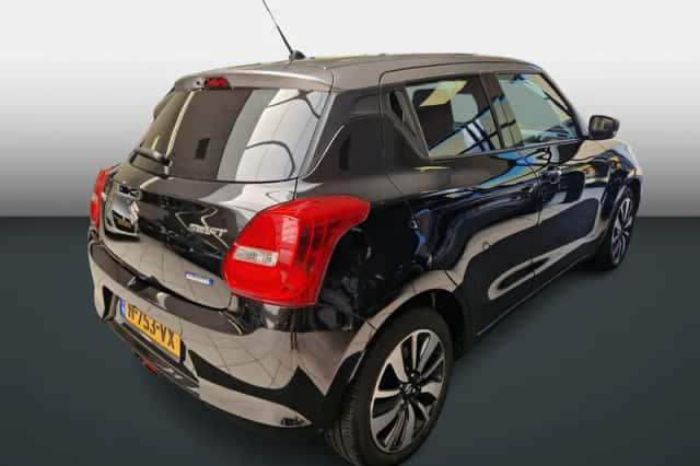 Suzuki Swift (2020) thumbnail 4