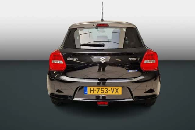 Suzuki Swift (2020) thumbnail 5