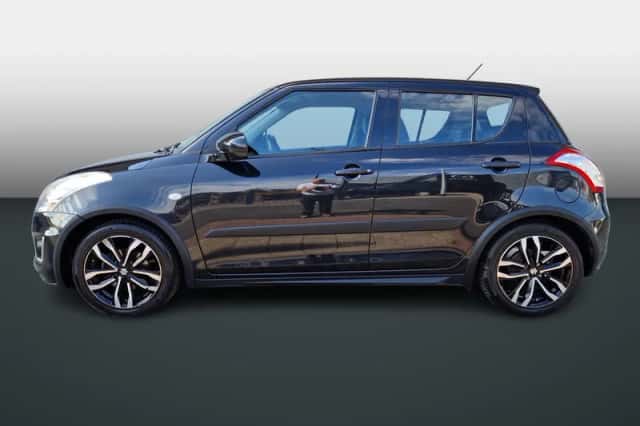 Suzuki Swift (2015) thumbnail 6