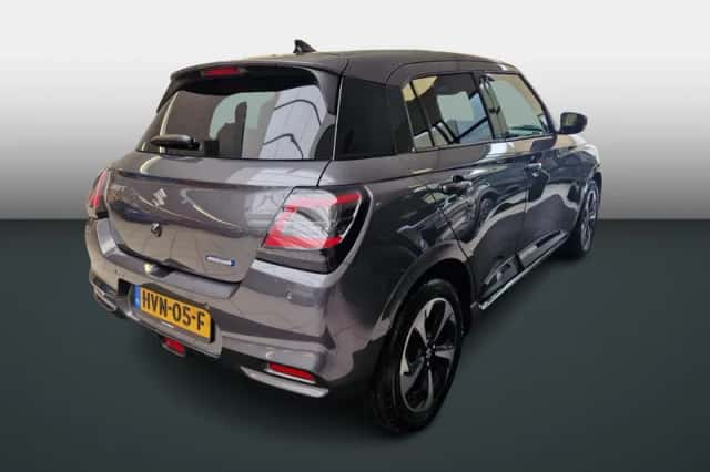 Suzuki Swift (2025) thumbnail 4