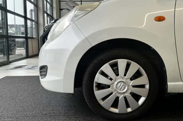 Suzuki Alto (2014) thumbnail 4