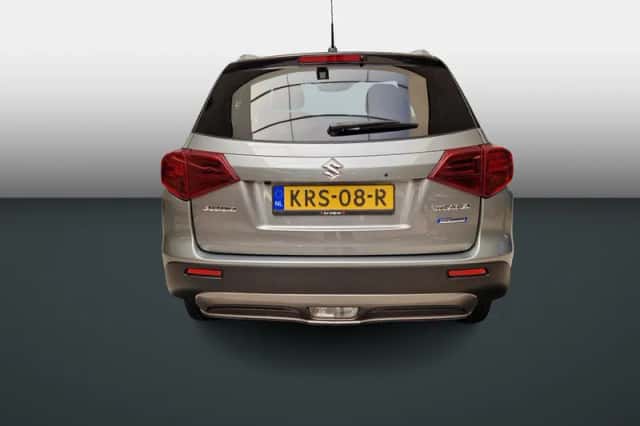 Suzuki Vitara (2021) thumbnail 5
