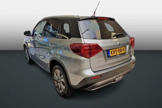 Suzuki Vitara (2021) thumbnail 6