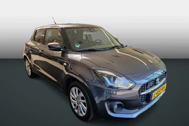 Suzuki Swift (2021) thumbnail 3