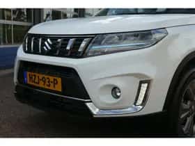 Suzuki Vitara (2023) thumbnail 2