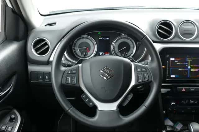 Suzuki Vitara (2023) thumbnail 12