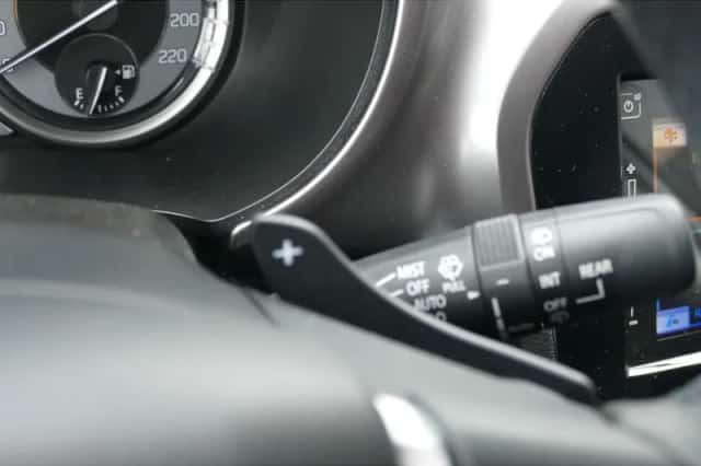 Suzuki Vitara (2023) thumbnail 16