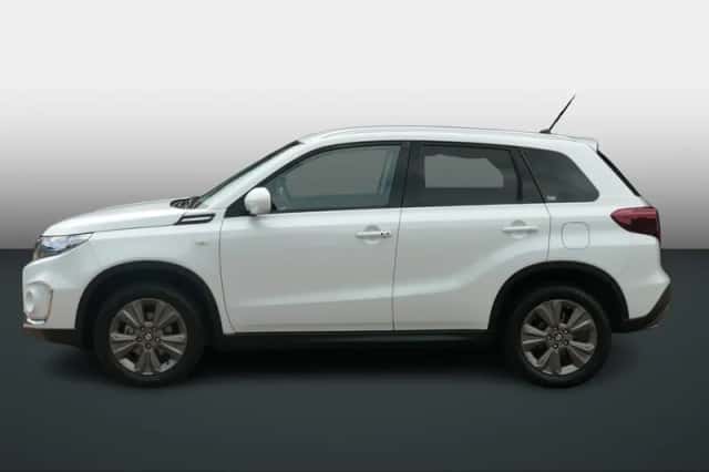 Suzuki Vitara (2023) thumbnail 6