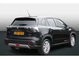 Suzuki S-Cross (2025) thumbnail 2