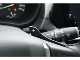 Suzuki S-Cross (2025) thumbnail 18