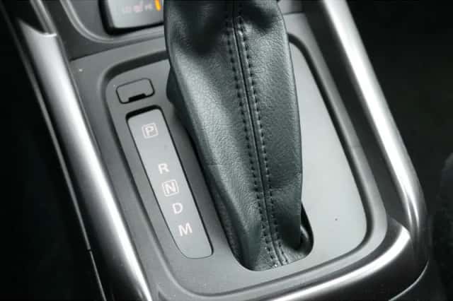 Suzuki S-Cross (2025) thumbnail 26