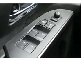 Suzuki S-Cross (2025) thumbnail 28