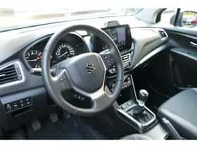 Suzuki S-Cross (2025) thumbnail 14
