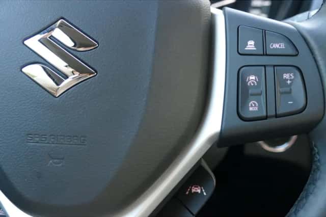 Suzuki S-Cross (2025) thumbnail 18