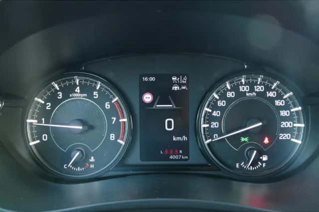 Suzuki S-Cross (2025) thumbnail 21