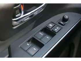 Suzuki S-Cross (2025) thumbnail 26
