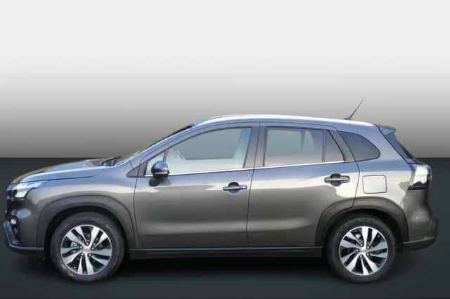 Suzuki S-Cross (2025) thumbnail 4
