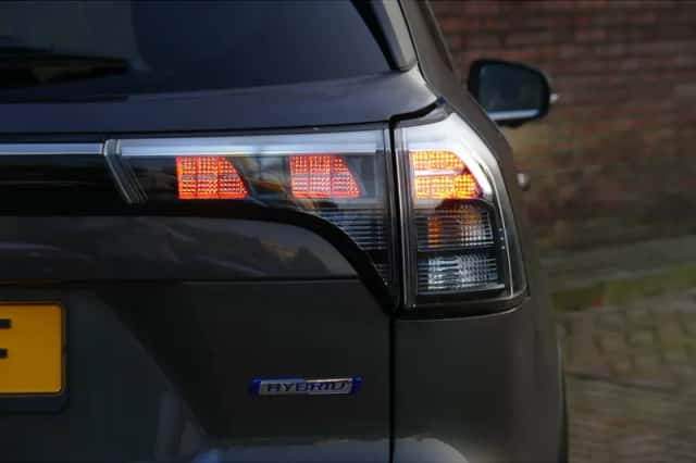 Suzuki S-Cross (2025) thumbnail 7