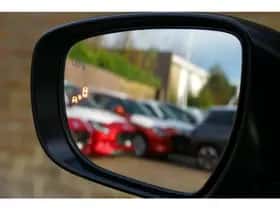 Suzuki S-Cross (2025) thumbnail 8