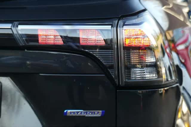 Suzuki S-Cross (2026) thumbnail 7