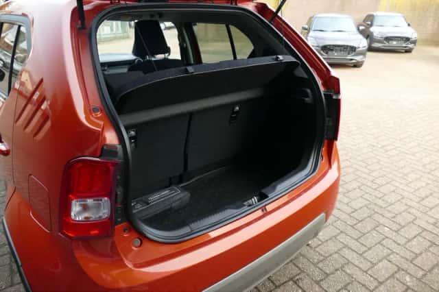 Suzuki Ignis (2023) thumbnail 8