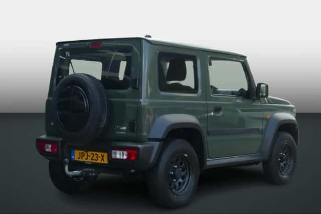 Suzuki Jimny (2018) thumbnail 2