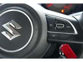 Suzuki Jimny (2018) thumbnail 11