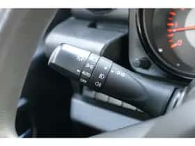 Suzuki Jimny (2018) thumbnail 13