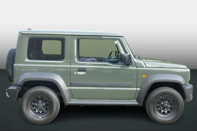 Suzuki Jimny (2018) thumbnail 3