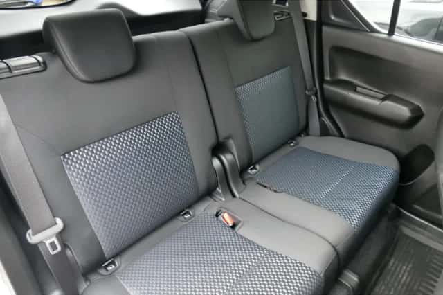 Suzuki Ignis (2020) thumbnail 24