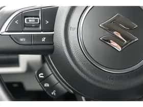 Suzuki Swift (2025) thumbnail 12