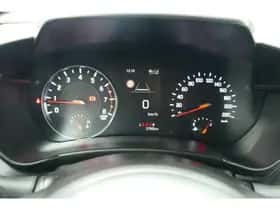 Suzuki Swift (2025) thumbnail 16