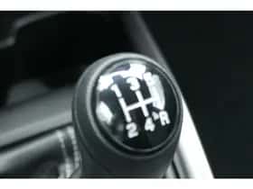 Suzuki Swift (2025) thumbnail 22
