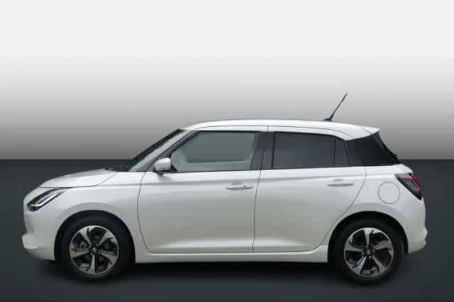 Suzuki Swift (2025) thumbnail 4
