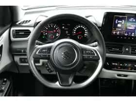 Suzuki Swift (2025) thumbnail 10