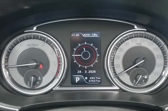 Suzuki Vitara (2019) thumbnail 12