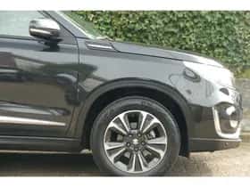 Suzuki Vitara (2019) thumbnail 4