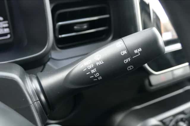 Suzuki Ignis (2020) thumbnail 15